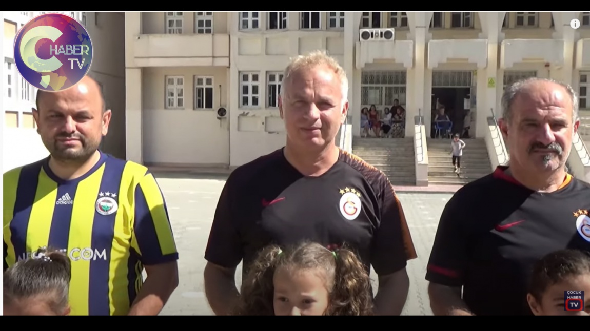 Süper Kupa Finalinde Öğrenci Öğretmen Mücadele Etti, Dostluk Kazandı